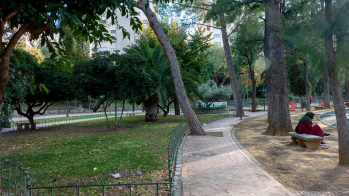 Silencio en memoria de las dos menores halladas muertas en un parque de Jaén