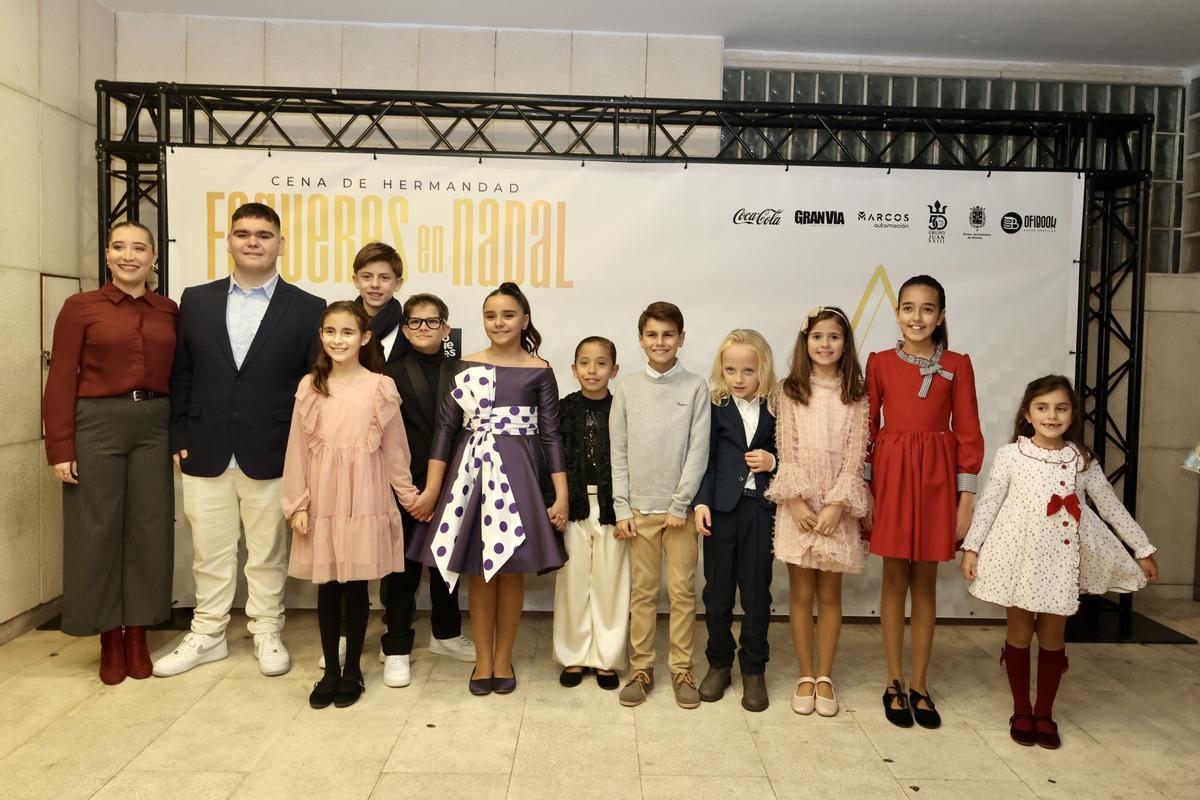 Cena infantil de Fogueres en Nadal