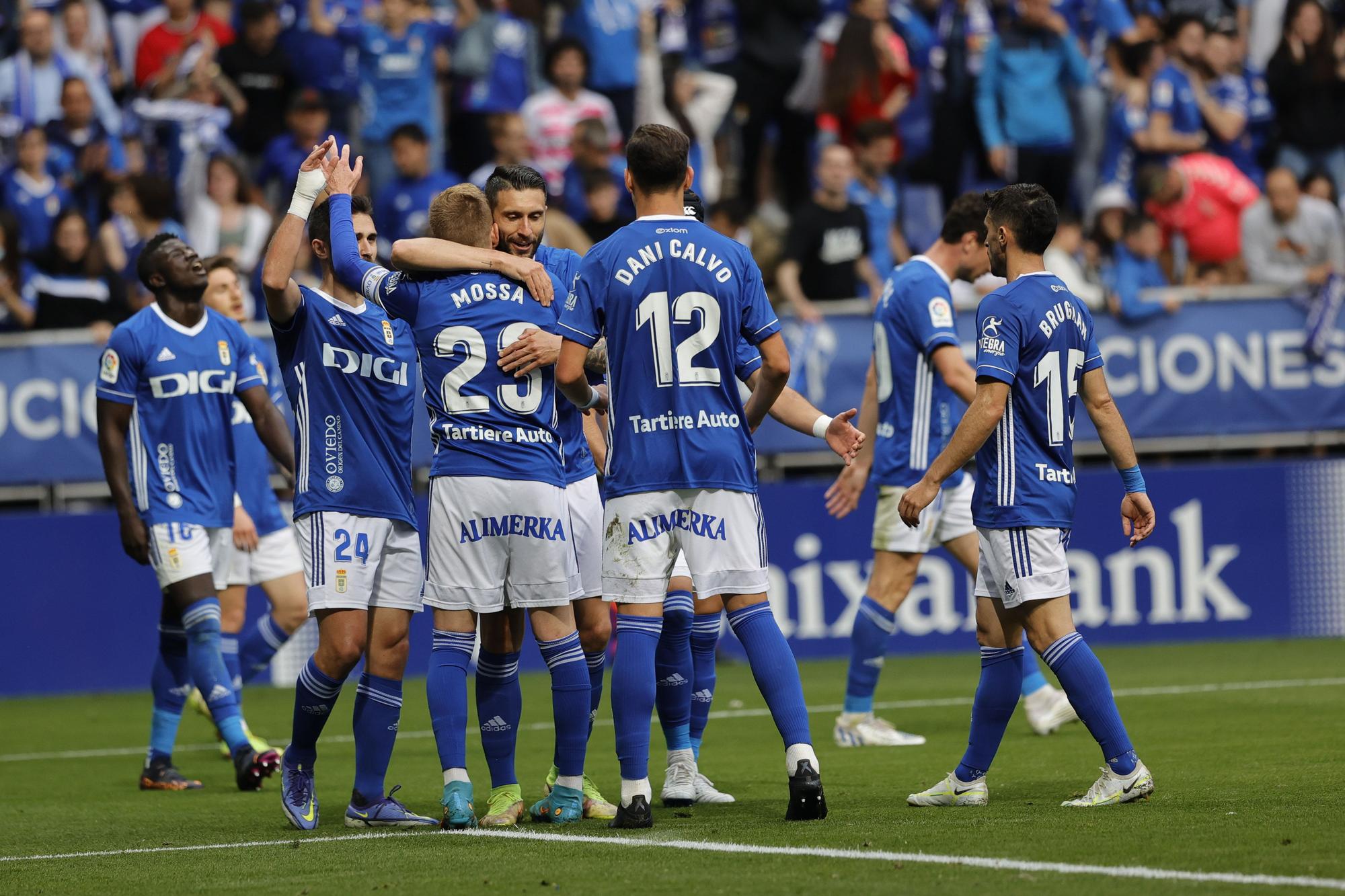 El partido del Oviedo ante el Ibiza, en imágenes