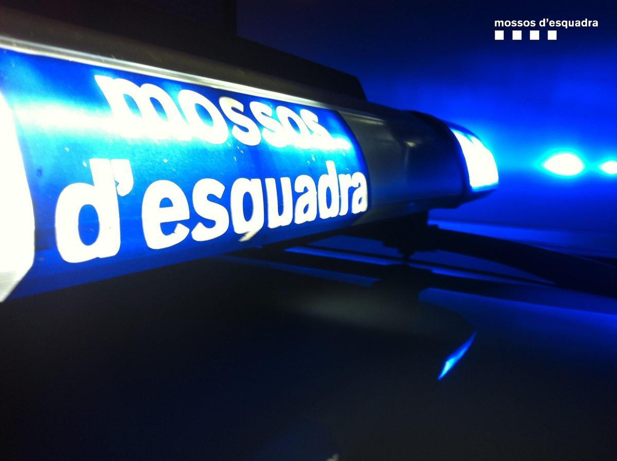 Un coche de policía de Mossos