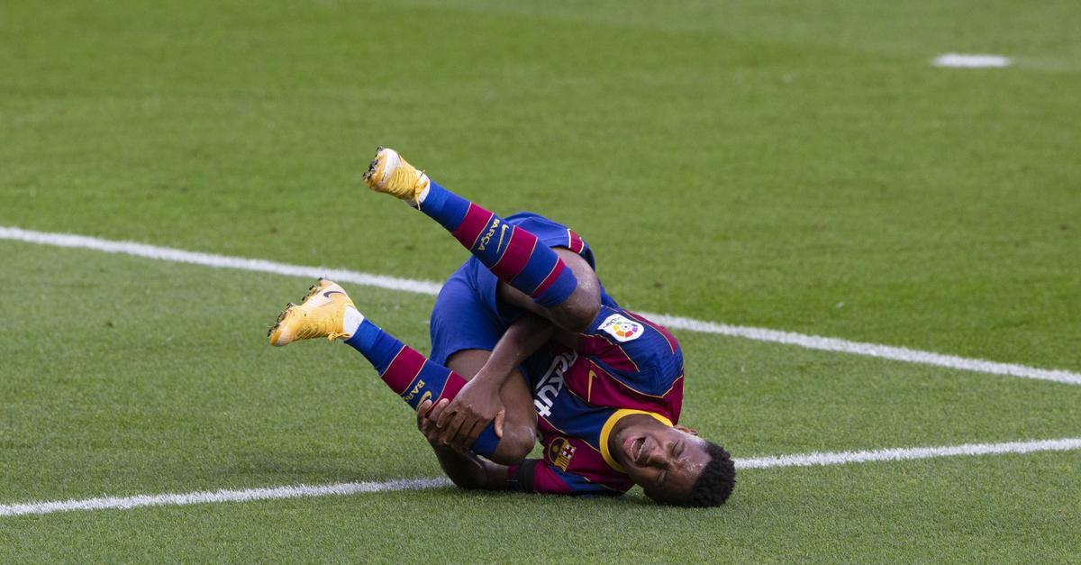 Sin embargo, ante el Betis se rompió el menisco interno y empezó un calvario que le llevó a pasar hasta cuatro veces por el quirófano Sin embargo, ante el Betis se rompió el menisco interno y empezó un calvario que le llevó a pasar hasta cuatro veces por el quirófano