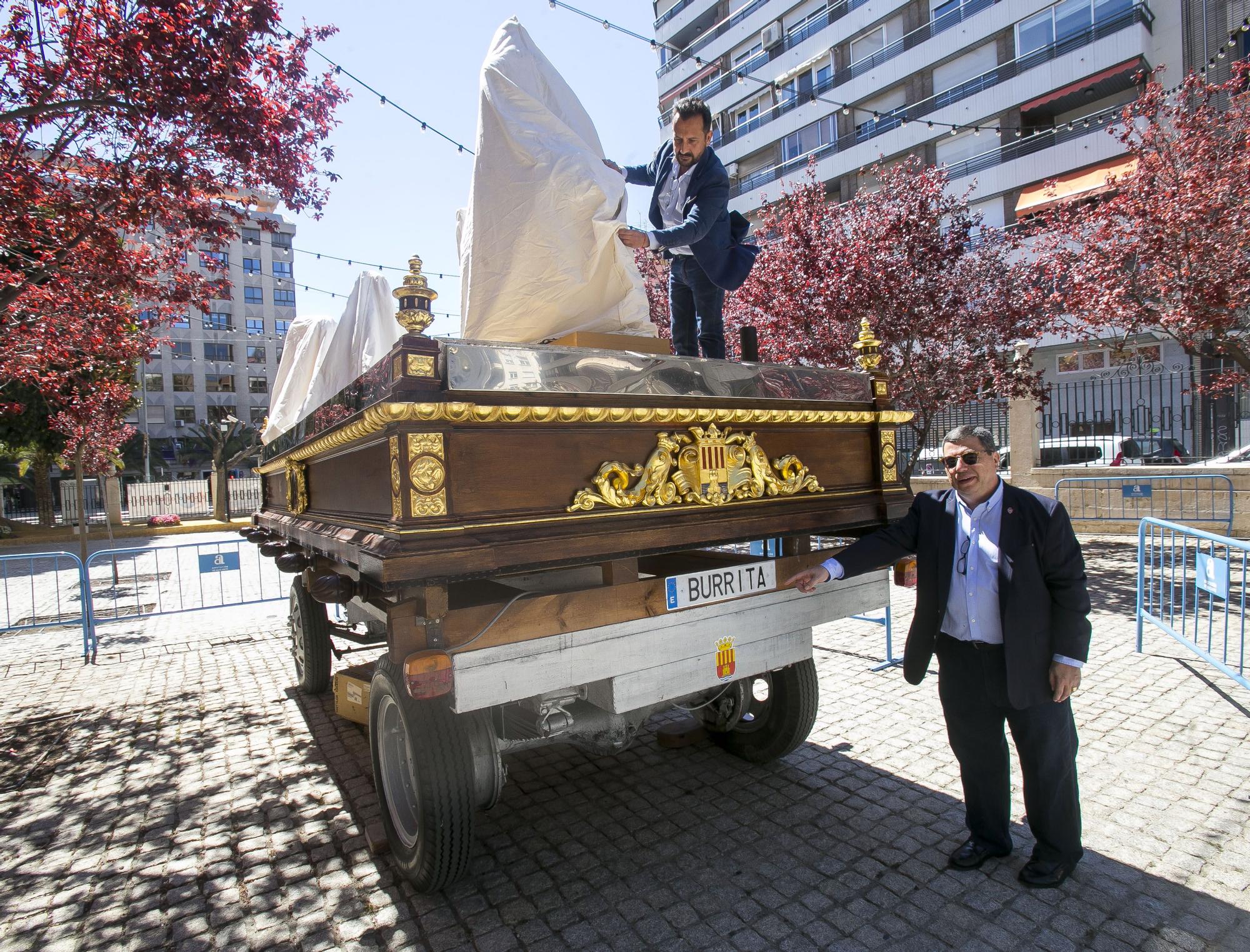 El trono de la Burrita en los jardines de la Diputación