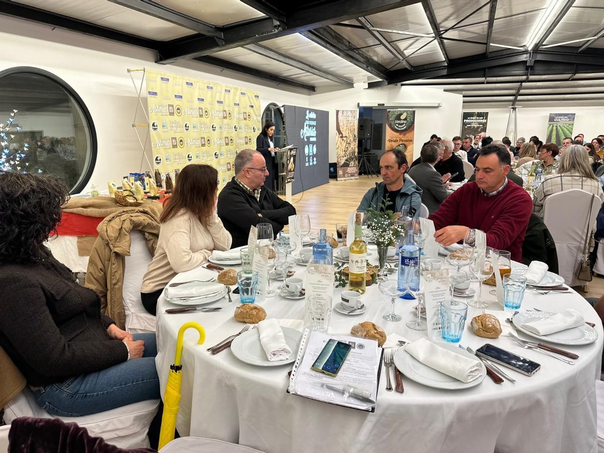 En imágenes: la gala de entrega de premios de la faba asturiana y la verdina, con sede en Luarca, derrocha ilusión