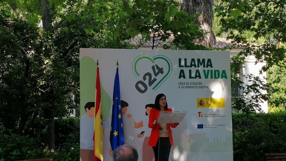 La ministra de Sanidad, Carolina Darias, durante la presentación del teléfono 024 contra el suicidio en el Real Jardíin Botánico de Madrid, a 9 de mayo del 2022.