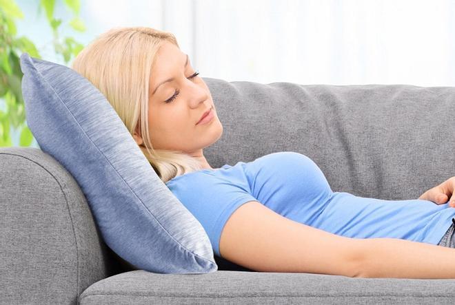 Reduce el calor con esta funda de almohada refresca y facilita el sueno
