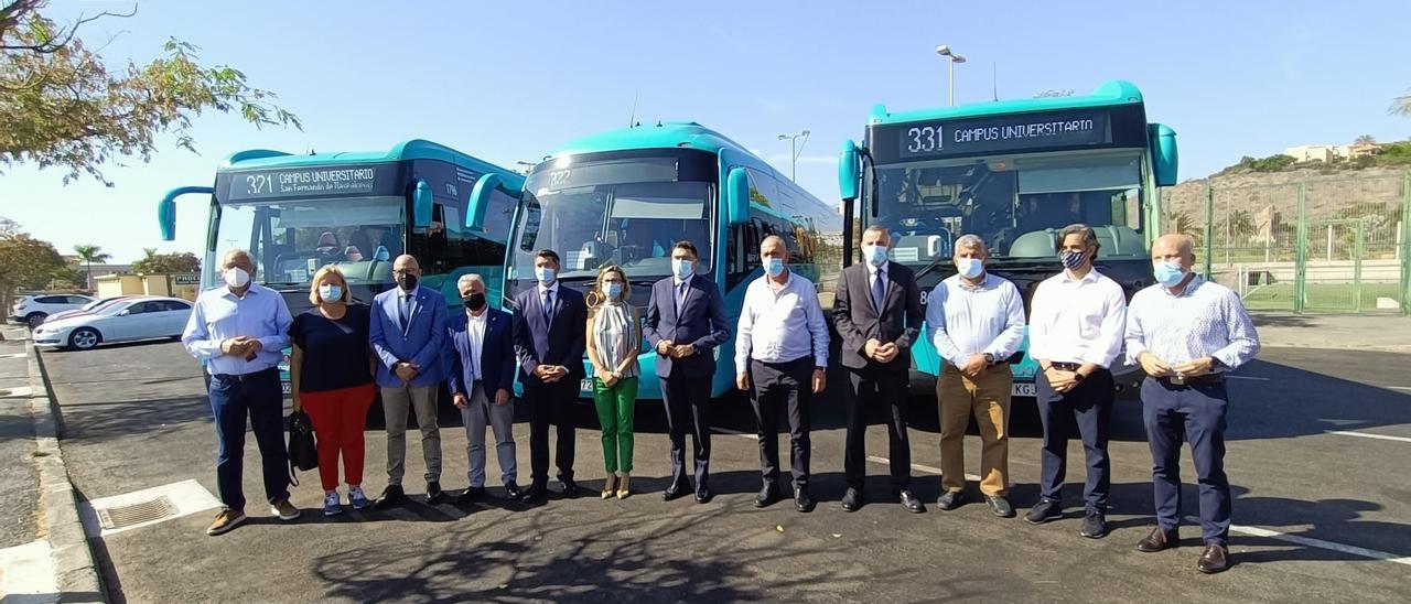 Presentación de las nuevas líneas, este lunes, en la Ciudad Deportiva de Maspalomas.