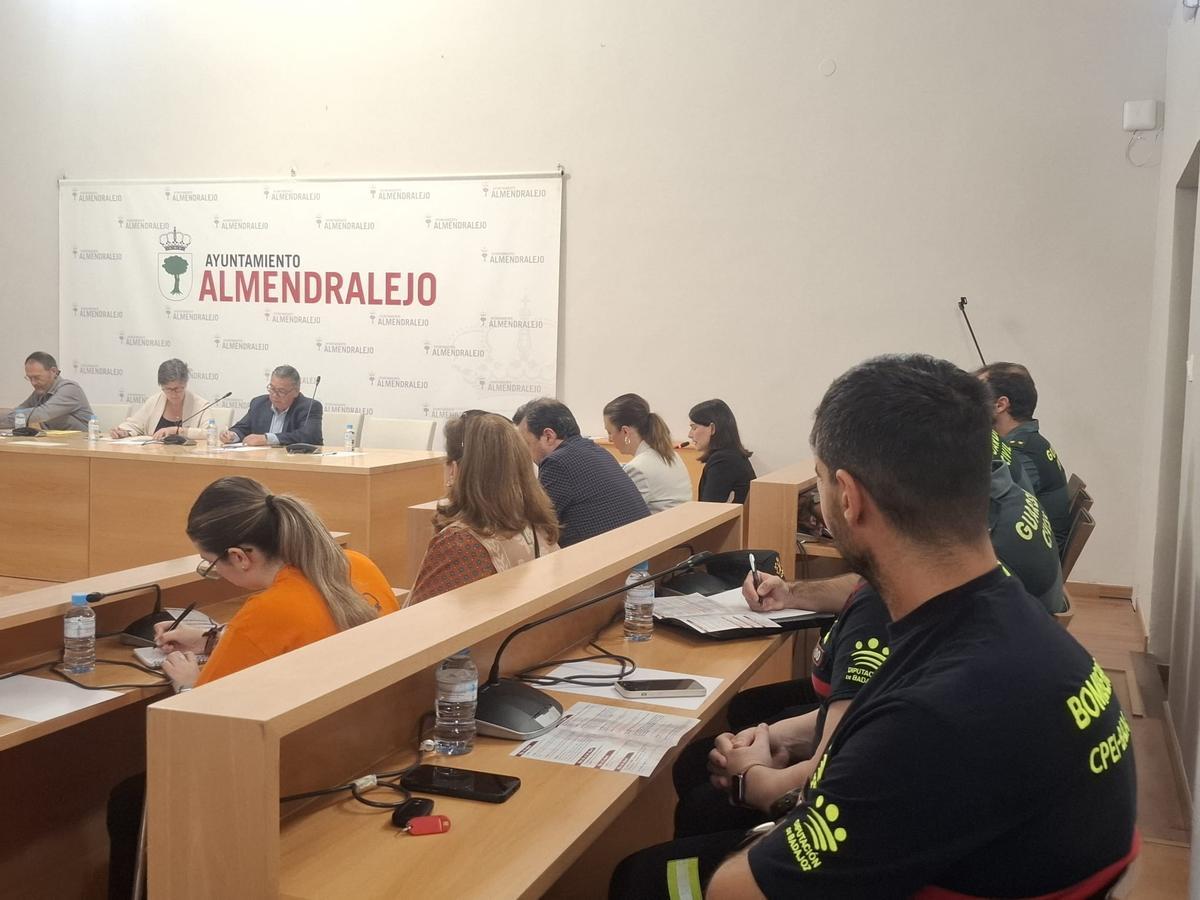 Junta de Seguridad realizada en el salón de plenos del Ayuntamiento por San Marcos.