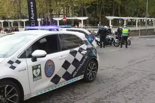 Al banquillo por conducción temeraria en Ourense: huyó de la Policía Local e hirió a dos agentes al colisionar contra un coche patrulla