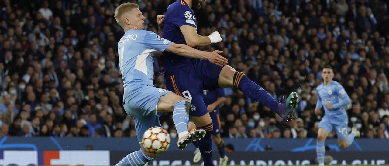 Benzema en el momento del primer gol ante el Manchester City.