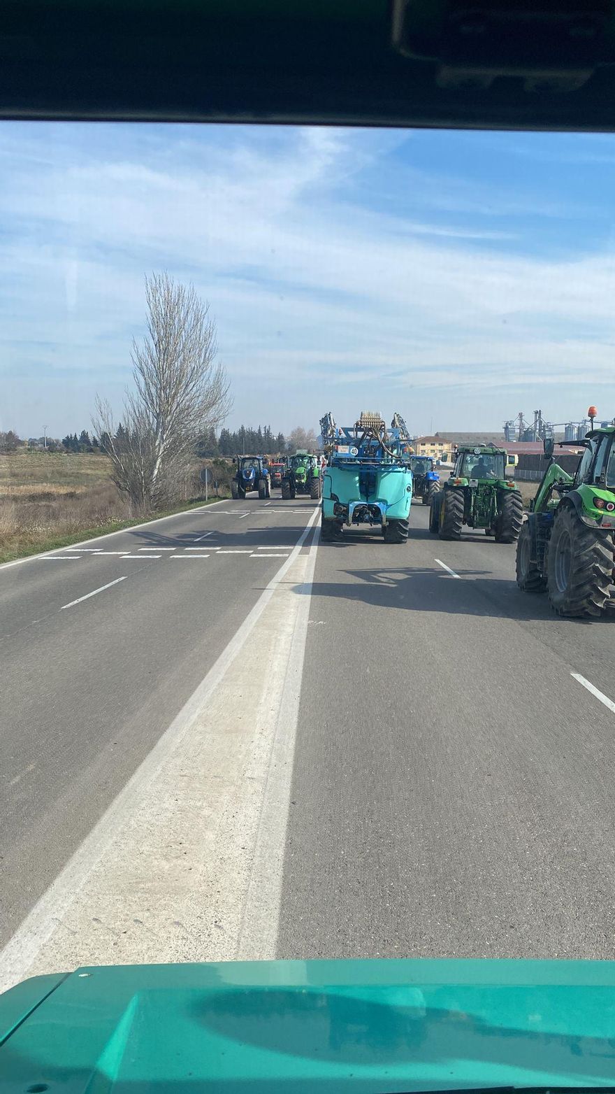 EN IMÁGENES | Tractorada en Ejea de los Caballeros