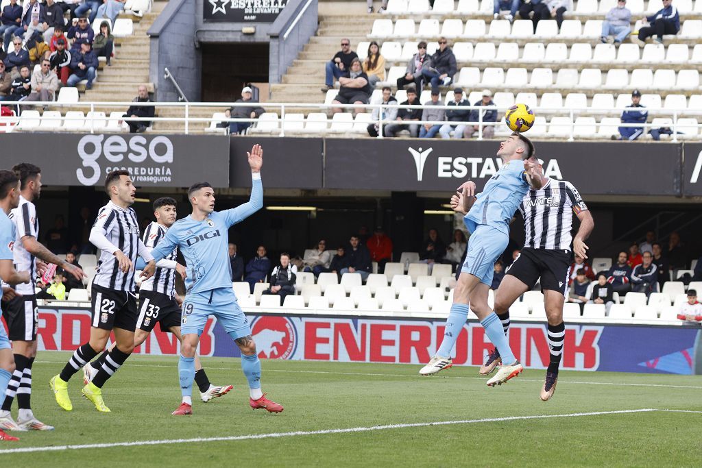 El encuentro entre el FC Cartagena y el Burgos, en imágenes