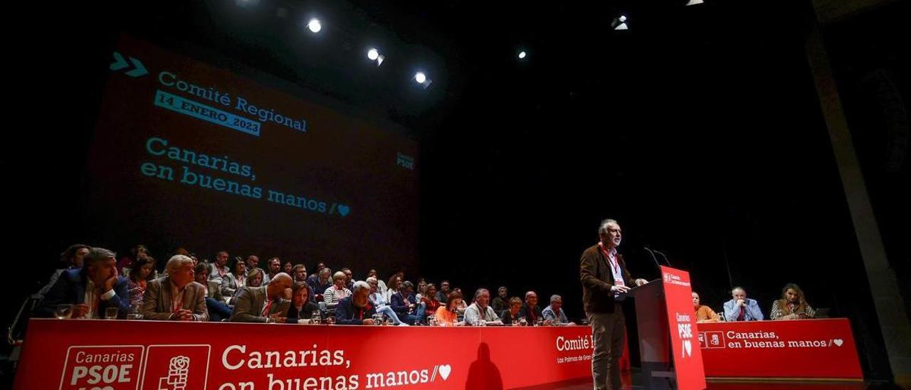 Ángel Víctor Torres, durante su intervención en el Comité Regional este sábado.