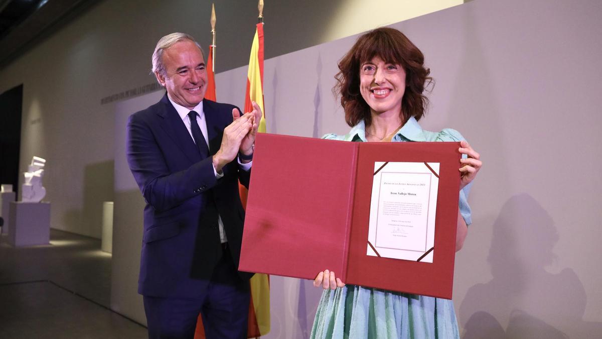 Irene Vallejo recibe el Premio de las Letras Aragonesas  del presidente de Aragón, Jorge Azcón