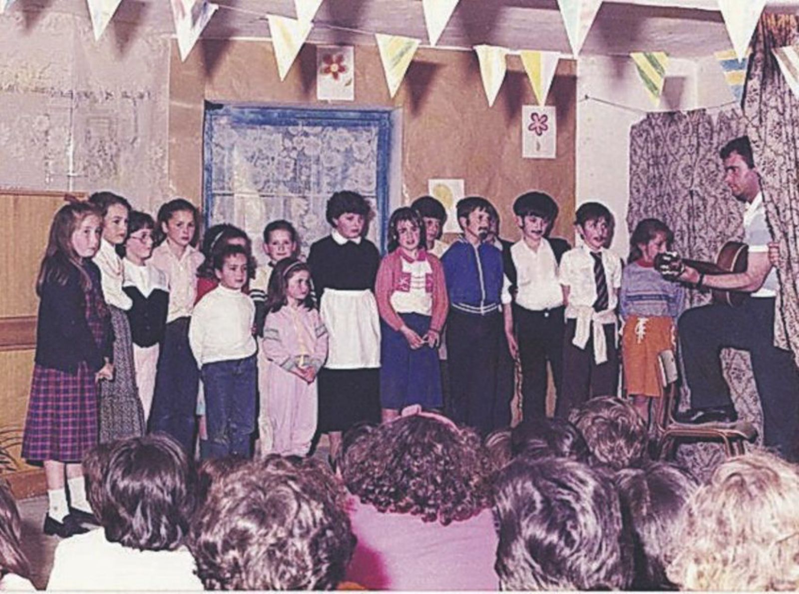 El coro «Seliquín» de Porrúa, en 1986.