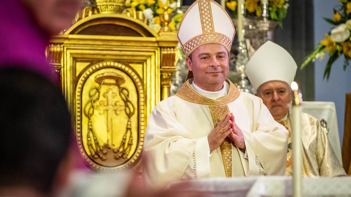 Ordenación del nuevo obispo de Tenerife Eloy Santiago