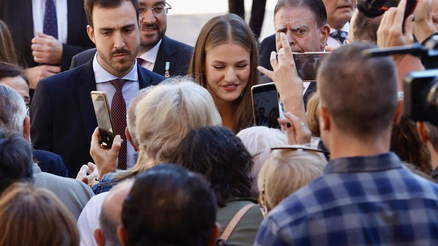 VÍDEO: La Princesa Leonor derrocha simpatía en Oviedo tras recibir el título de Alcaldesa Honoraria