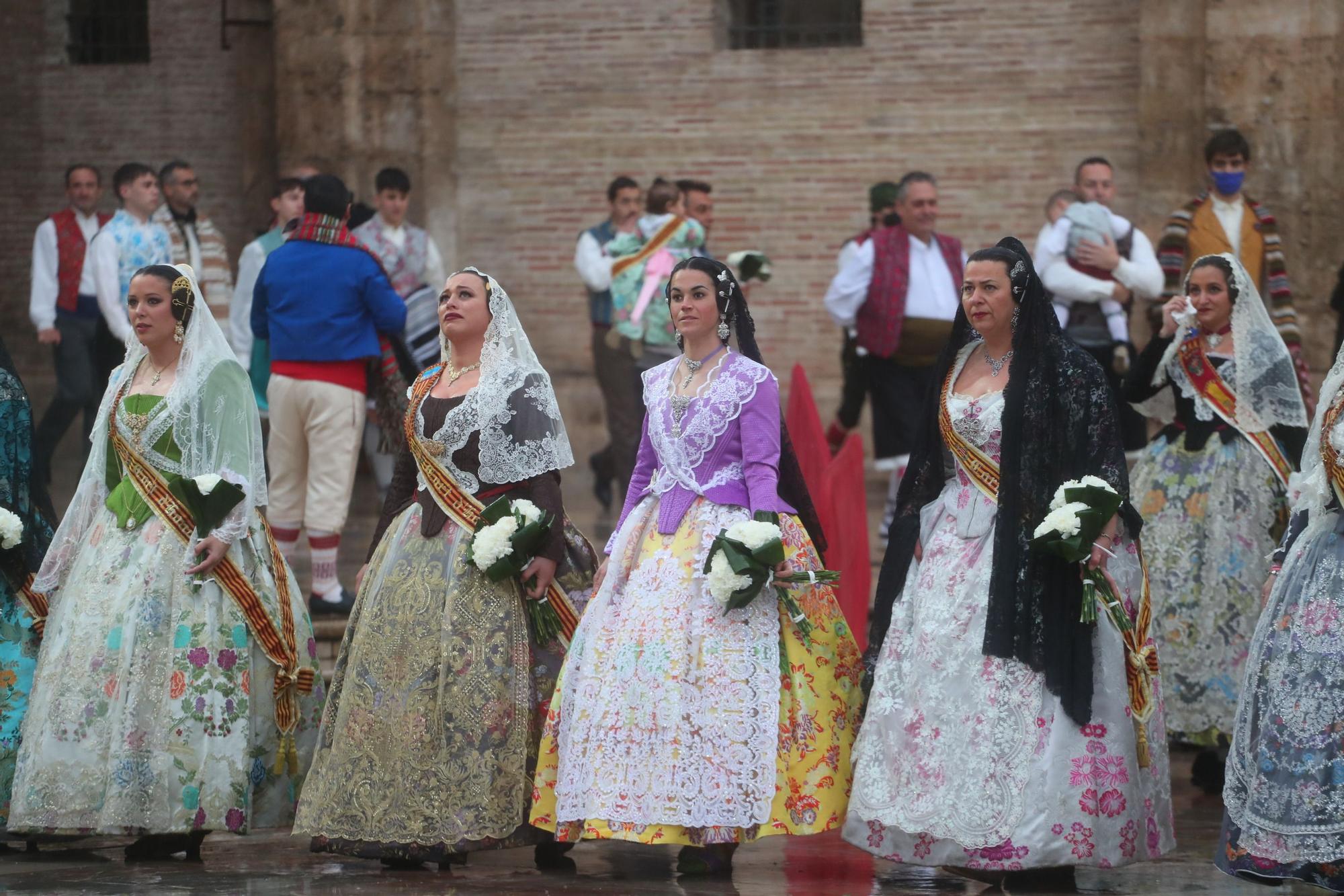 Búscate en el primer día de ofrenda por la calle de la Paz (entre las 18:00 a las 19:00 horas)