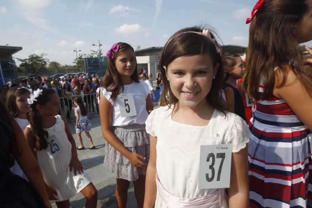 Las candidatas a la Corte de Honor Infantil, en l'Oceanogràfic