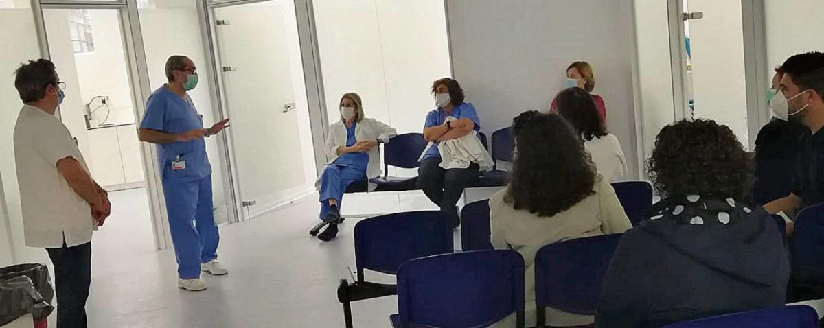 Toma de muestras serológicas y voluntarias, ayer en el Hospital General de Alicante.