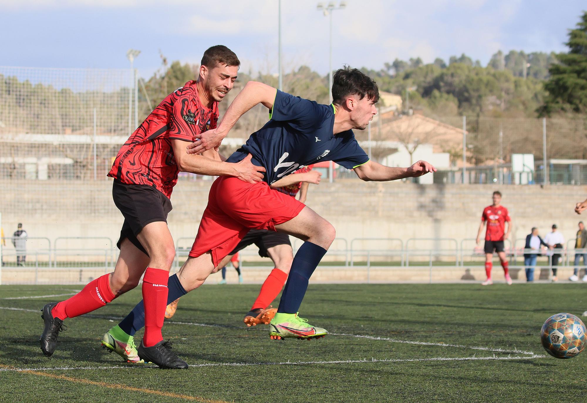 Totes les imatges del partit entre l'Artés i el Pirinaica B