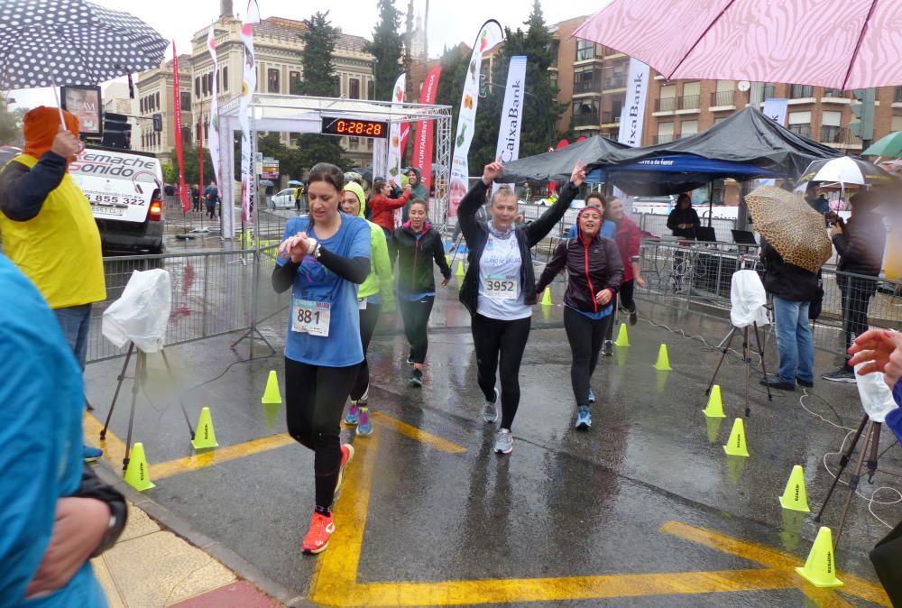 Llegada IV Carrera de la Mujer en Murcia (II)