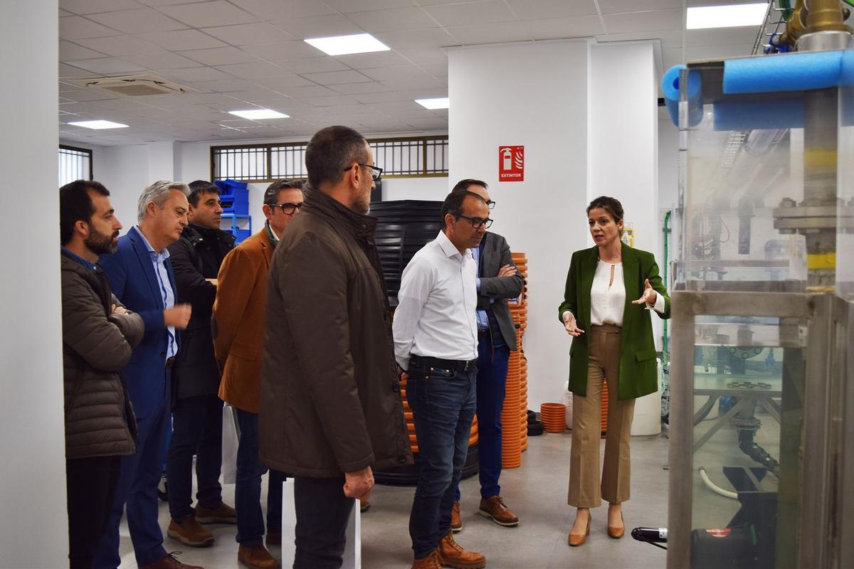 Responsables y técnicos municipales han visitado las instalaciones de Facsa.