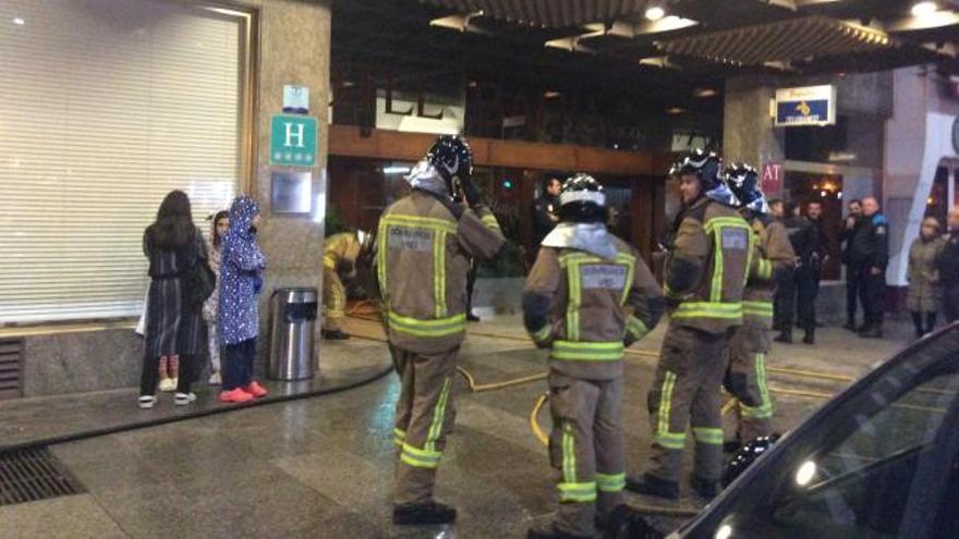 Incendio del Hotel Bahía de Vigo: un susto que cogió a los huéspedes en la cama