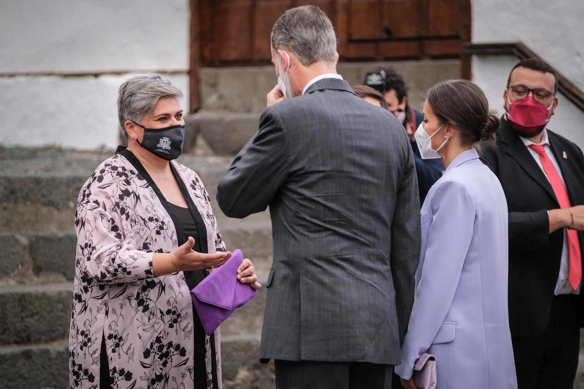 Visita del Rey y los presidentes de las comunidades a La Palma al acto de homenaje a los palmeros