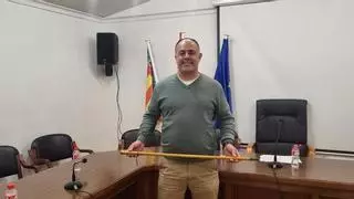 Barxeta pone fin al culebrón de la alcaldía: Dàrius Tortosa asume la vara de mando en un pleno muy tenso