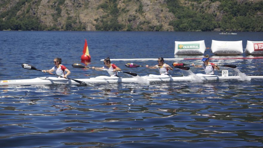 El K4 femenino español se adjudica la victoria en Sanabria
