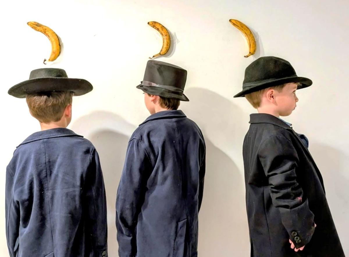 FINALISTA 2 Foto Ruano. Louis Camuzard Muret. 11 anys. Liceo Francés. 'El misterio del horizonte. de Magritte