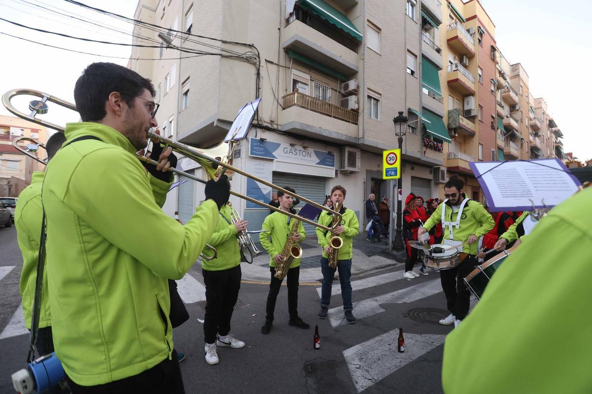 Búscate en la Cabalgata de las Fallas de Malva-rosa-Cabanyal-Beteró Búscate en la Cabalgata de las Fallas de Malva-rosa-Cabanyal-Beteró
