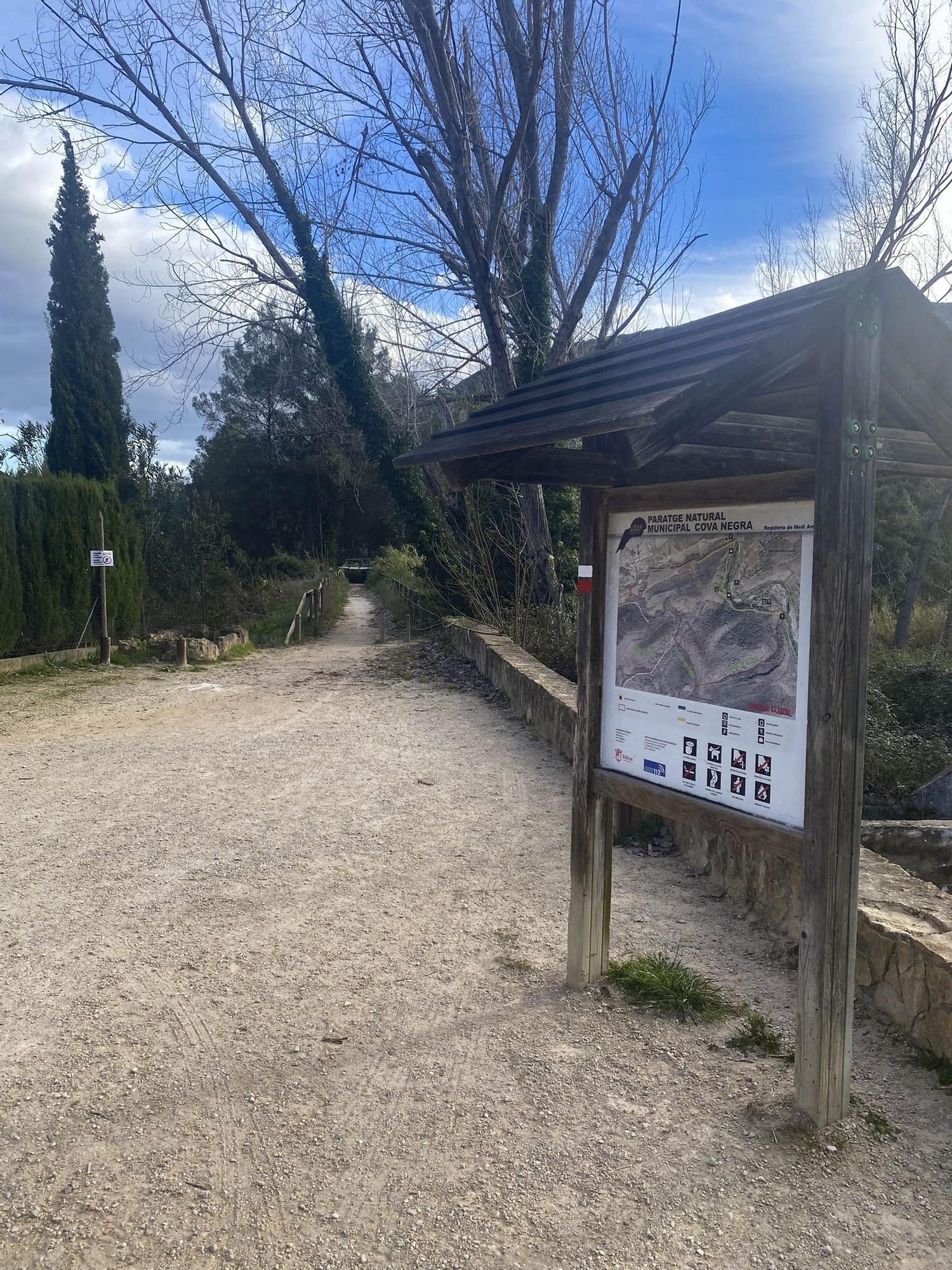 El viento causa varios incidentes en Xàtiva y Ontinyent