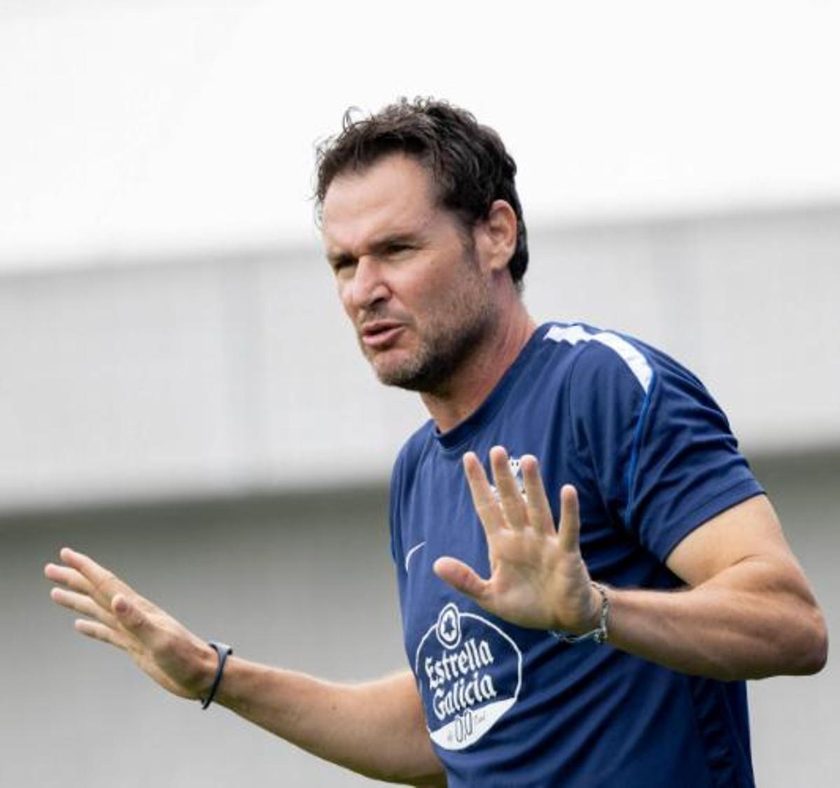 Óscar Hernández, asistente en el RC Deportivo