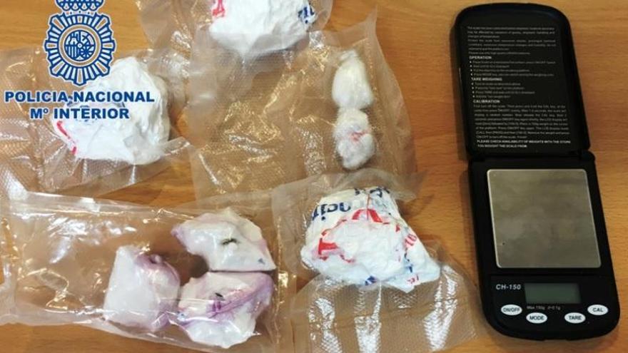 La Policía Nacional se incauta de 260 gramos de cocaína en roca en Cabra