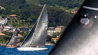 El Trofeo Xacobeo marca la reválida del 'Joy' en la Liga de 6 Metros en Sanxenxo