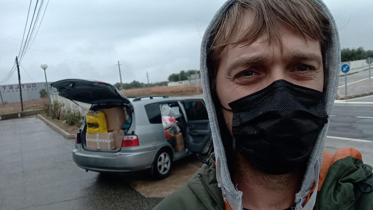 Viaja con su coche a Ucrania desde Castellón: “Mi idea es llevar víveres y traer refugiados”