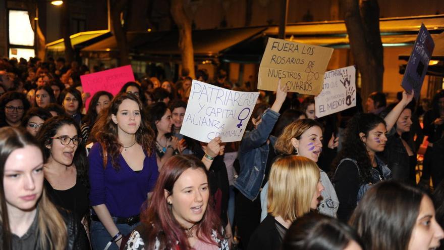 Mujeres de la Región de Murcia, durante una protesta que tuvo lugar el pasado año con motivo del Día Internacional de la Mujer