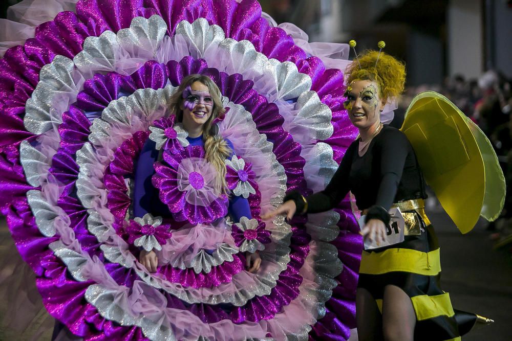 Búscate en las fotos del Carnaval en Benidorm
