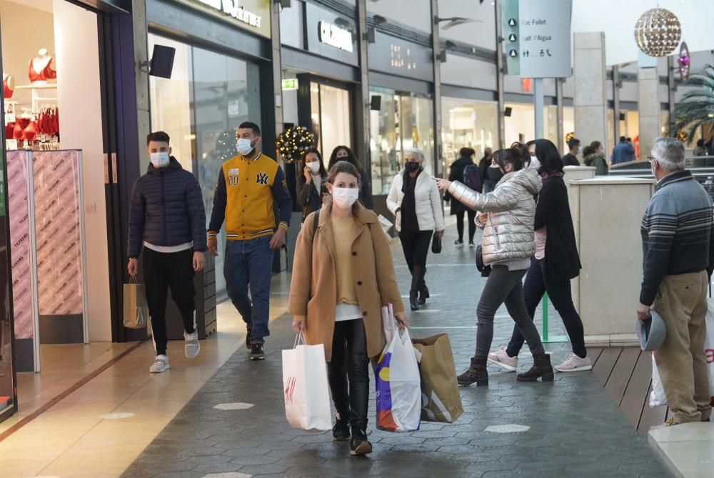 L''Espai Gironès reobria ahir les portes amb el 30% de l''aforament permès.