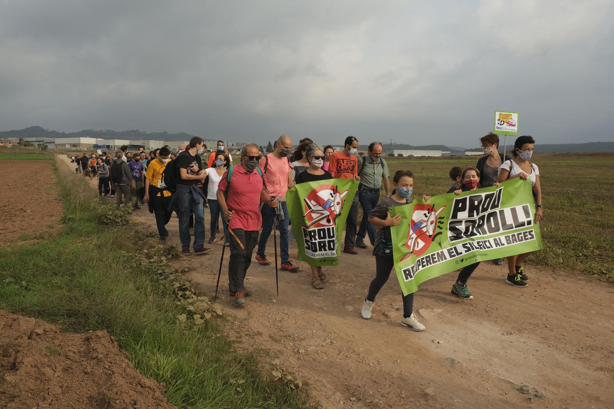 Protesta de l’associació Prou soroll per recuperar el silenci al Bages