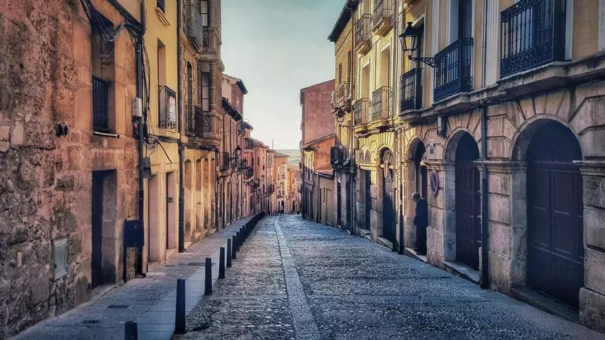 El pueblo de Burgos sacado de una película Disney: entre campos ondulados