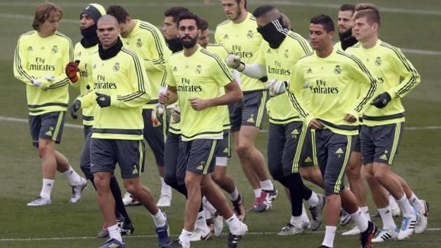 El Real Madrid, la casa de los líos en la que ganar nunca es suficiente