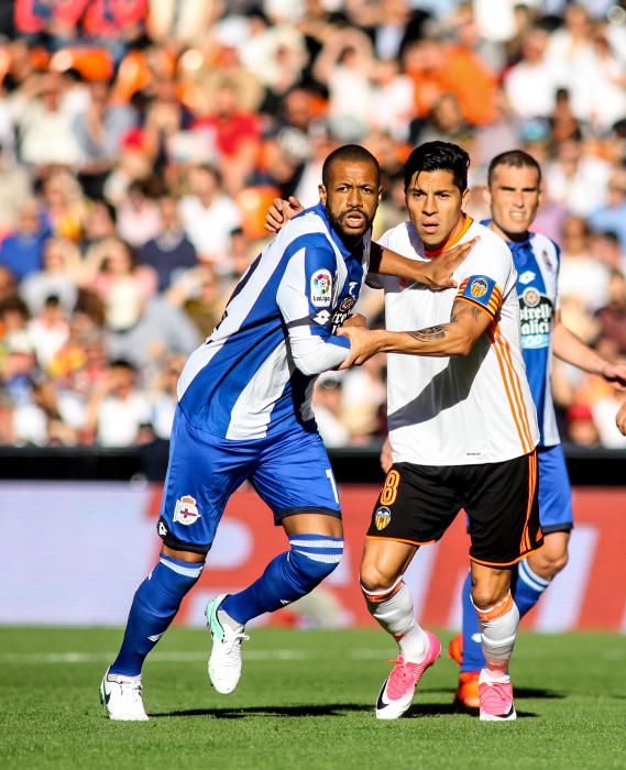 El Dépor cae con claridad en Mestalla