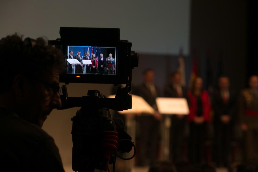 La Generalitat en pleno celebra en Alicante las cuatro décadas de la Carta Magna con un acto institucional en el Teatro Principal que llega en medio de los ataques al modelo territorial y de la alerta ultra.