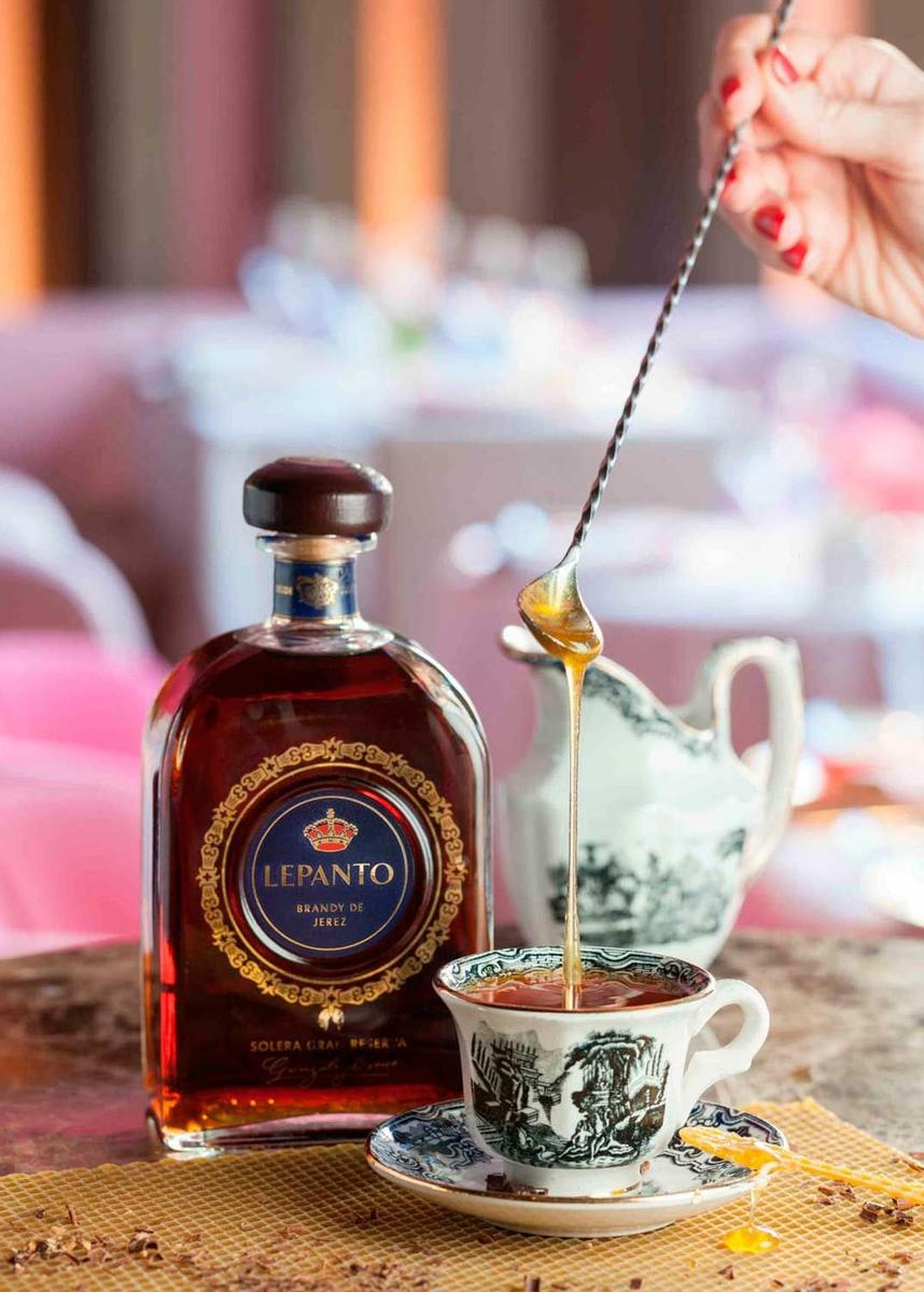 Tea Tender, brandy, Nagore Arregui