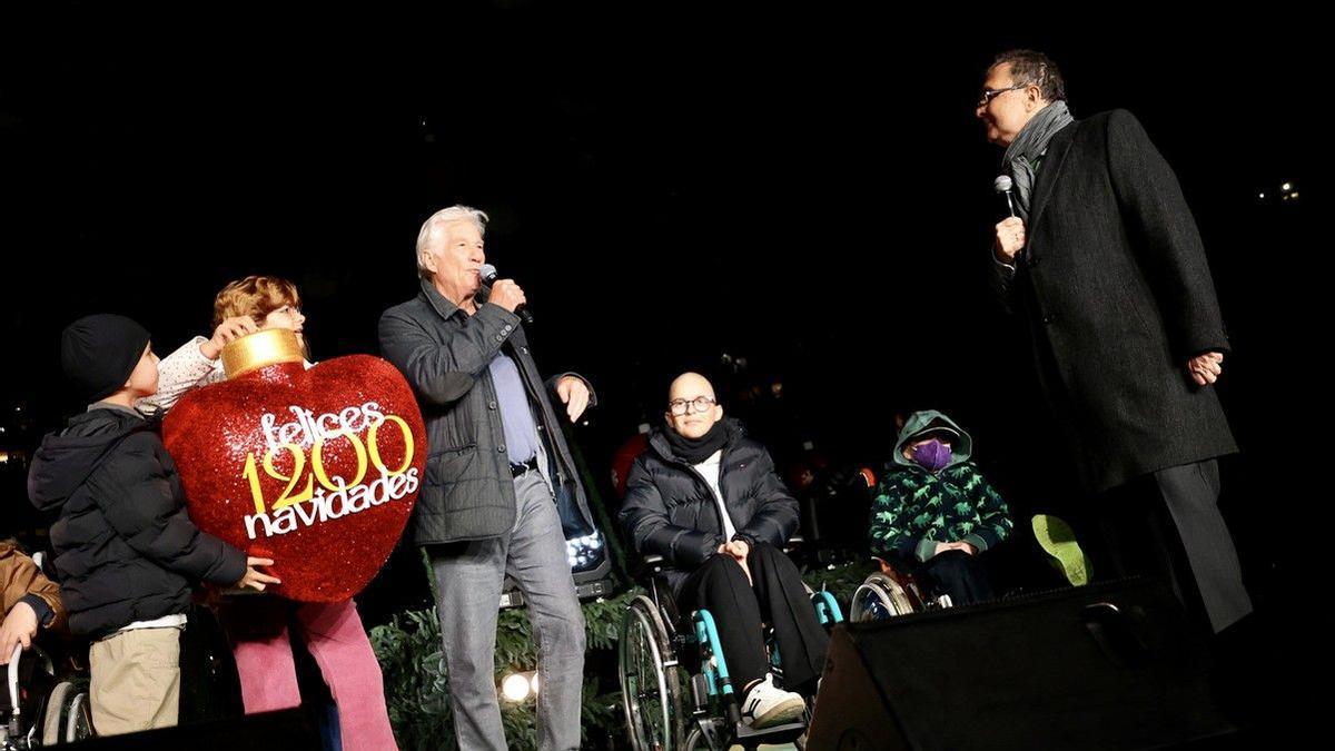 Richard Gere, en el encendido del Gran Árbol de Navidad de Murcia.