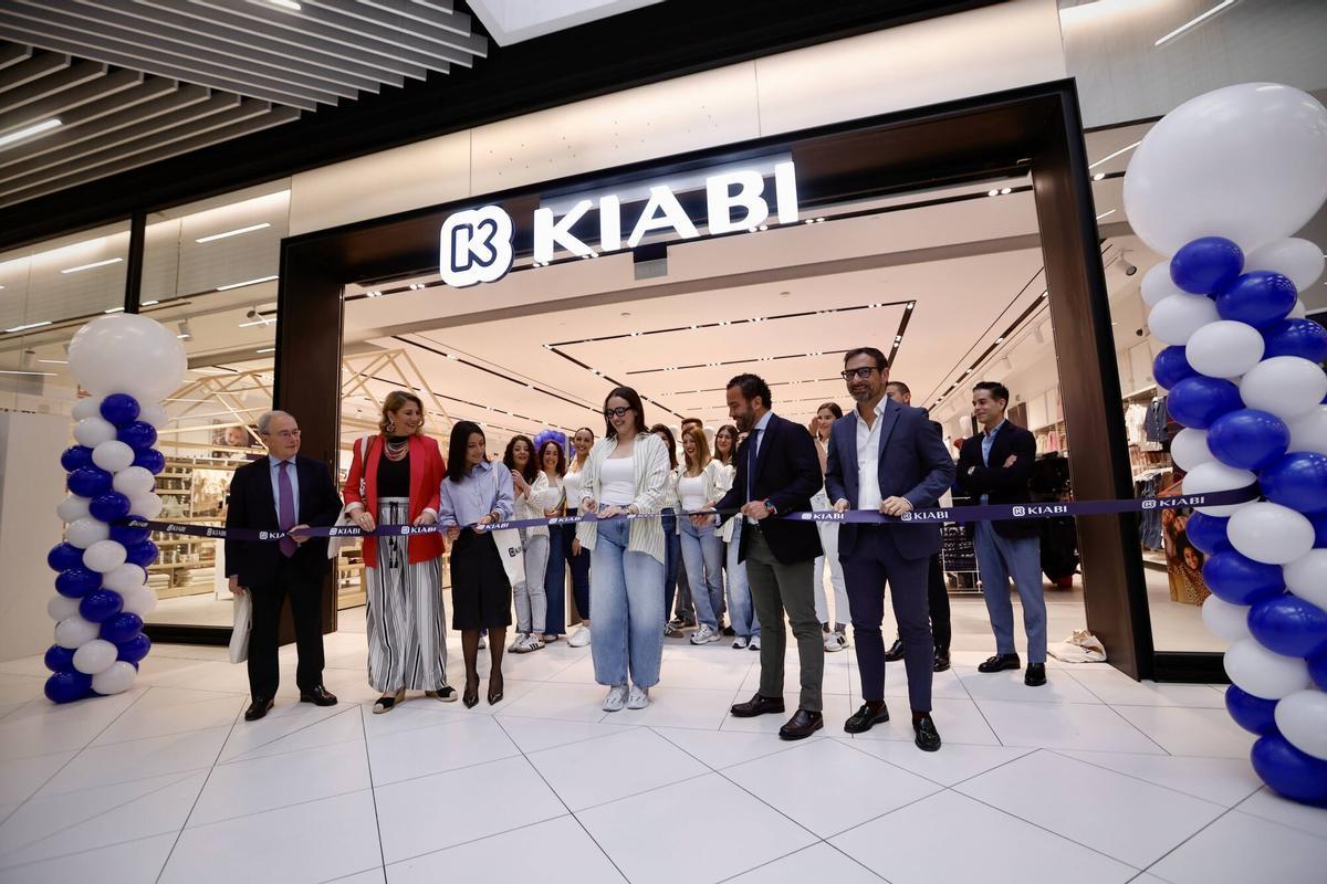 Inauguración de Kiabi en el Centro Comercial La Sierra.