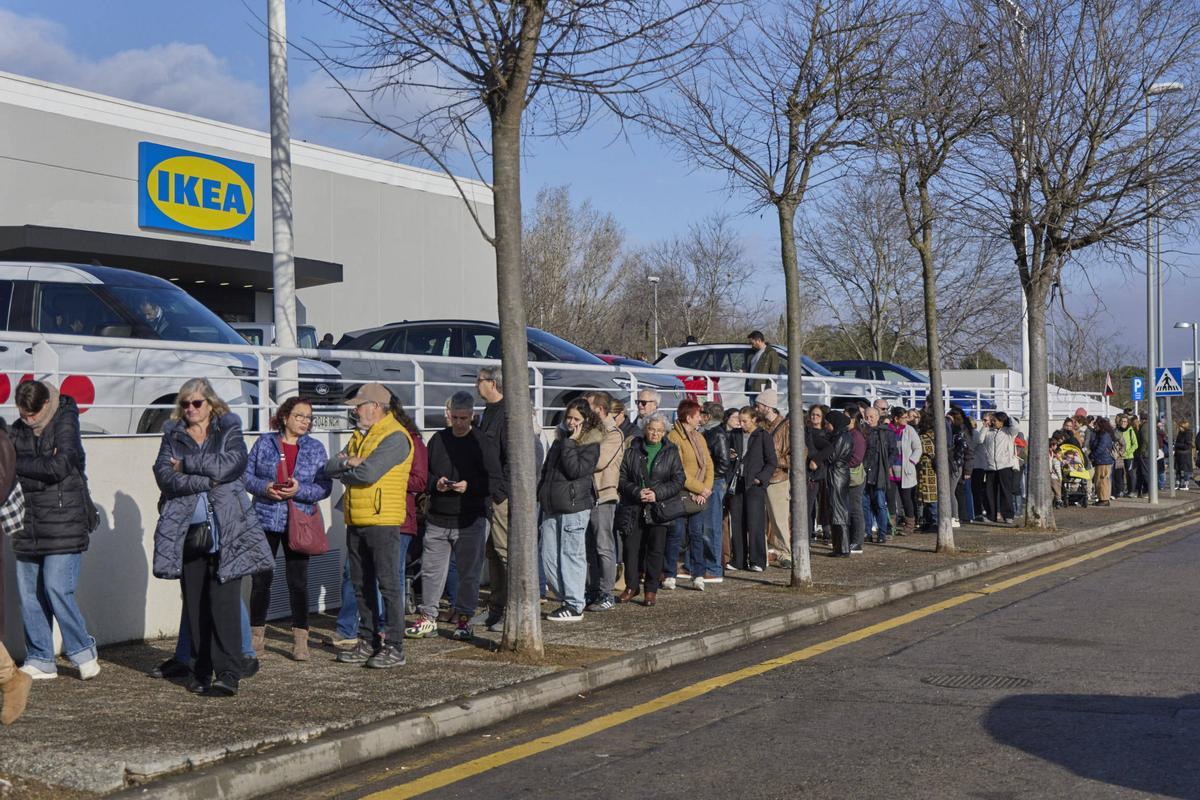 Les fotos de la inauguració de l'IKEA de Girona