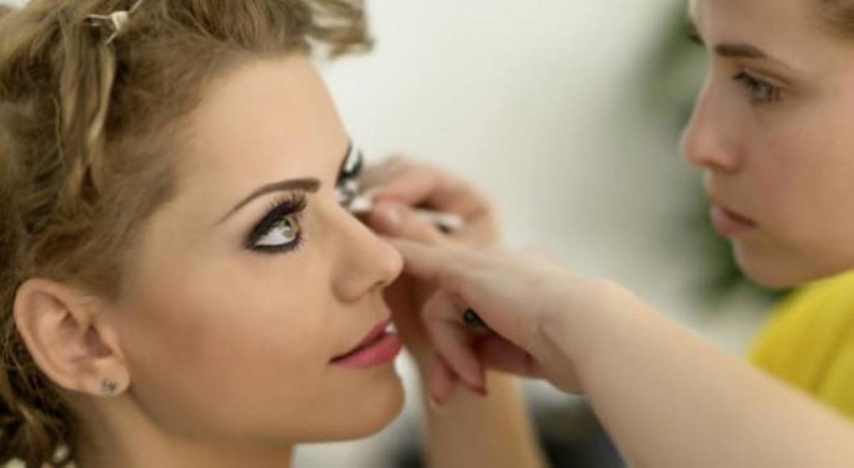 El consumo de maquillaje se dispara en España